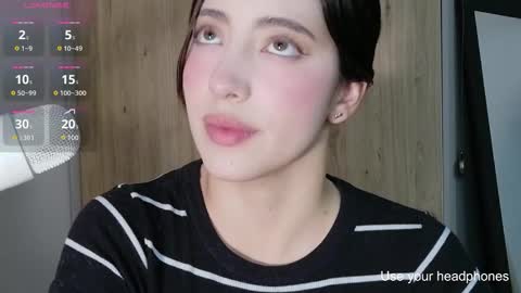 Snapshot of rebeccawhite_meow chatting on 12-04-25, 10:18 rebeccawhite_meow online show from 12-04-25, 10:18