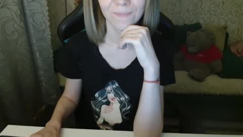 RebesaOlset online show from 09-29-25, 04:23