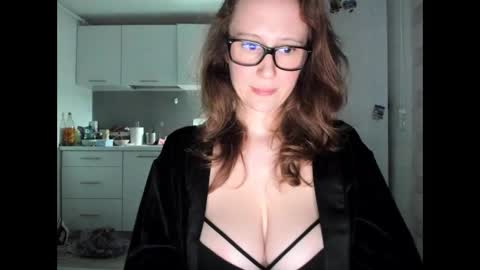 Lolanaturalred online show from 03-09-26, 06:56