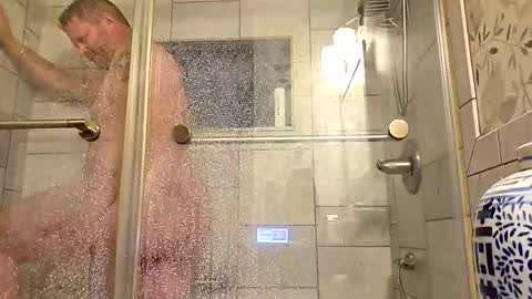 Snapshot of red24devils chatting on 10-19-25, 02:18 red24devils online show from 10-19-25, 02:18