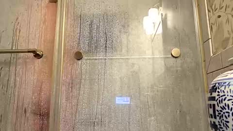 Snapshot of red24devils chatting on 10-22-25, 11:21 red24devils online show from 10-22-25, 11:21