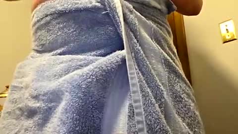 Snapshot of red24devils chatting on 10-31-25, 03:07 red24devils online show from 10-31-25, 03:07