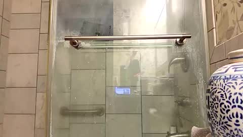 Snapshot of red24devils chatting on 11-04-25, 12:26 red24devils online show from 11-04-25, 12:26