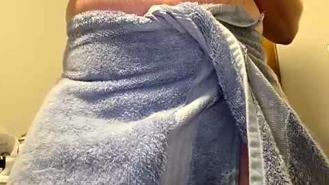 Snapshot of red24devils chatting on 11-17-25, 09:42 red24devils online show from 11-17-25, 09:42