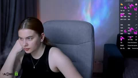 Snapshot of red__dizzy chatting on 06-07-26, 07:39 red__dizzy online show from 06-07-26, 07:39