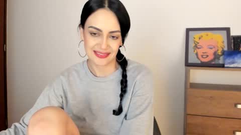 red_flower203 online show from 10-23-25, 11:14