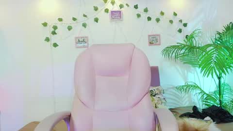Snapshot of red_haird_lady chatting on 05-31-26, 01:58 red_haird_lady online show from 05-31-26, 01:58