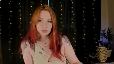 Snapshot of red_passsion chatting on 07-19-26, 05:49 Mia online show from 07-19-26, 05:49