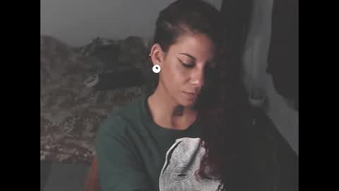 Instagram Valerie yourdream online show from 02-12-25, 05:16