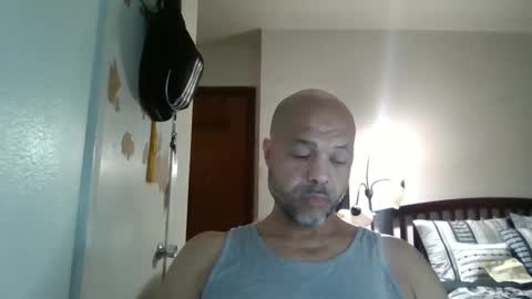 Snapshot of redbone441 chatting on 01-07-26, 02:25 Redbone online show from 01-07-26, 02:25