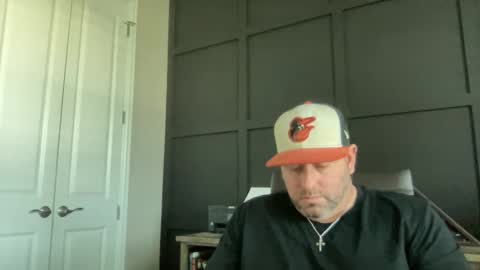 RedBull online show from 05-04-26, 02:24