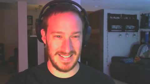 Snapshot of reddawg14 chatting on 01-26-25, 04:41 reddawg14 online show from 01-26-25, 04:41