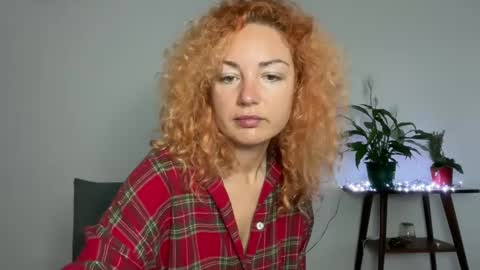 reddgirll online show from 02-21-25, 07:45