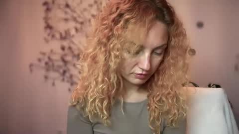 reddgirll online show from 09-09-25, 07:46