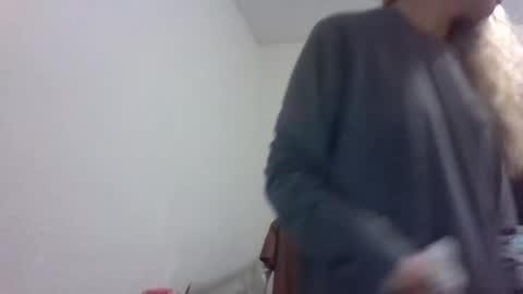 reddwaxx online show from 11-21-25, 07:01