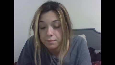 Snapshot of reddwaxx chatting on 03-10-26, 02:00 reddwaxx online show from 03-10-26, 02:00