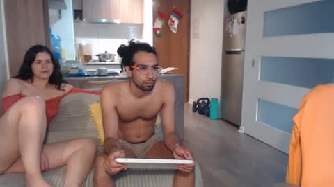 redfloweer online show from 12-21-24, 10:30