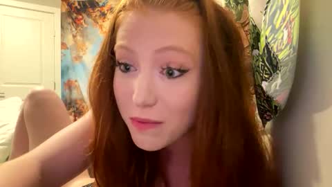 RedGingerSnapz online show from 12-01-25, 03:22