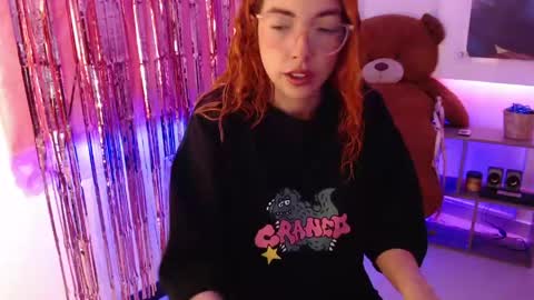 Snapshot of redgirrl_77 chatting on 05-07-26, 11:59 Mere online show from 05-07-26, 11:59