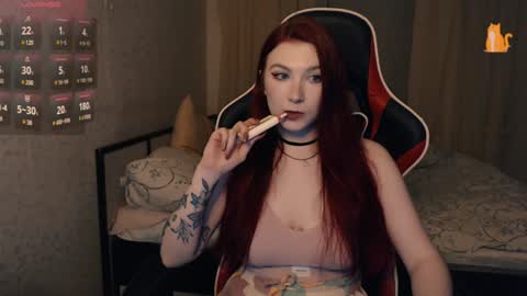 Snapshot of redhaired_kitty chatting on 01-29-25, 12:12 Lina online show from 01-29-25, 12:12