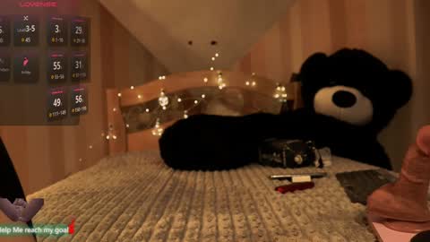 Snapshot of redhead_shark chatting on 01-16-25, 10:23 Redhead Shark online show from 01-16-25, 10:23