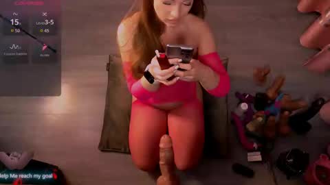 Snapshot of redhead_shark chatting on 02-23-25, 10:20 Redhead Shark online show from 02-23-25, 10:20