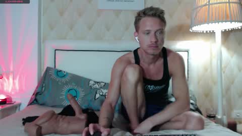 Steve Blond online show from 11-15-25, 04:47