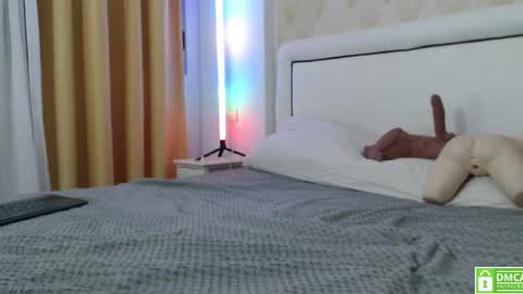 Steve Blond online show from 04-15-26, 07:58