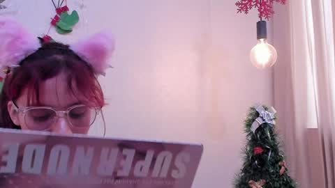 Snapshot of redmeloddy chatting on 12-29-24, 07:32 Meloddy online show from 12-29-24, 07:32