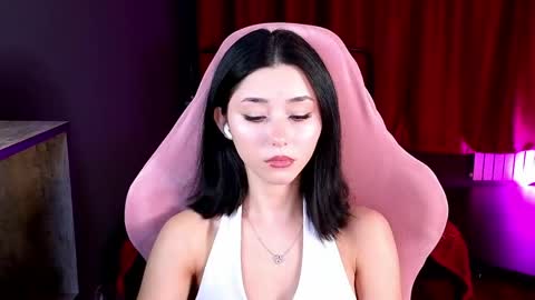 Snapshot of redmidnight_ chatting on 05-05-26, 09:23 Kiara online show from 05-05-26, 09:23