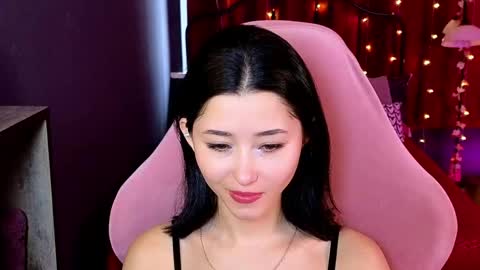 Snapshot of redmidnight_ chatting on 05-15-26, 04:03 Kiara online show from 05-15-26, 04:03