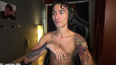 Snapshot of redrum_696 chatting on 01-22-25, 06:10 Red online show from 01-22-25, 06:10