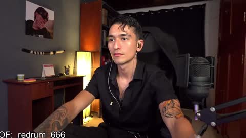 Snapshot of redrum_696 chatting on 02-07-25, 09:26 Red online show from 02-07-25, 09:26