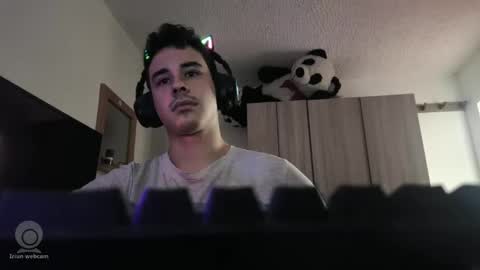 Snapshot of redsoul951869 chatting on 09-30-25, 06:46 RedsoulReaver online show from 09-30-25, 06:46