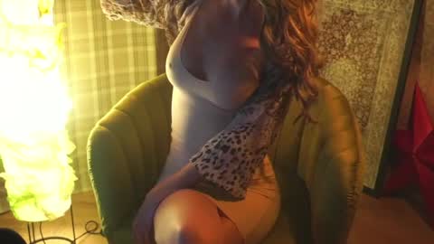 Red online show from 04-18-26, 07:58