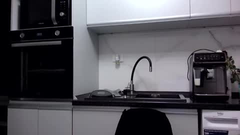 Snapshot of reed_velvet chatting on 02-16-26, 06:09 Reed-velvet online show from 02-16-26, 06:09