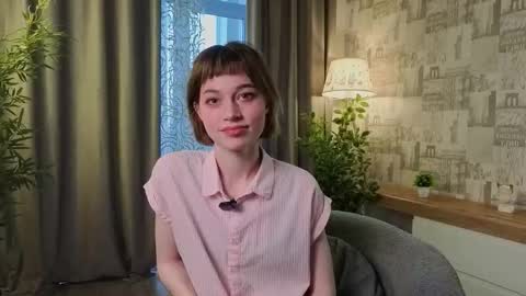 Snapshot of refugiaardelean chatting on 10-06-25, 01:58 Megan online show from 10-06-25, 01:58