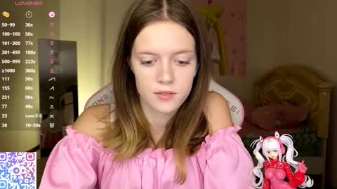 Lucy online show from 10-19-25, 02:18