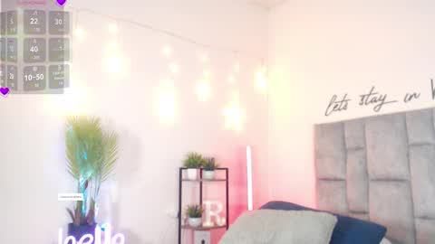 regina1819 online show from 01-15-26, 12:37