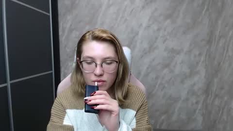 Snapshot of reginasmilee chatting on 02-14-25, 03:58 Regina online show from 02-14-25, 03:58