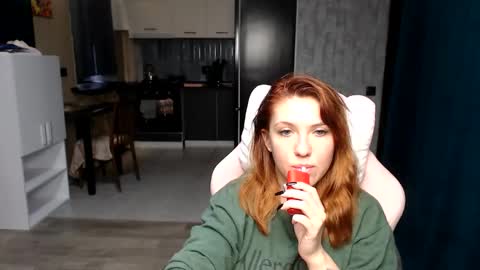 Snapshot of reginasmilee chatting on 10-08-25, 04:32 Regina online show from 10-08-25, 04:32