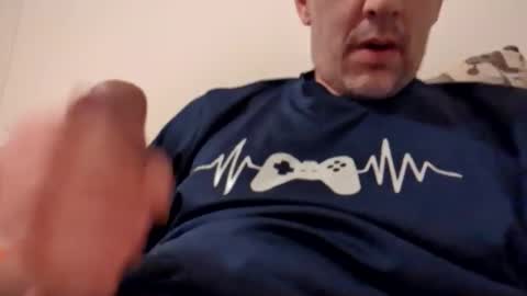 regularguy20 online show from 01-14-25, 08:41