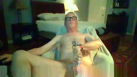 Snapshot of regularguynola chatting on 05-16-26, 12:29 RegularGuyNOLA online show from 05-16-26, 12:29