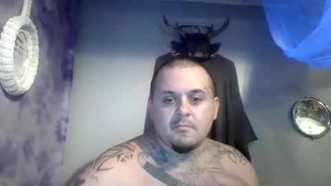 Snapshot of reheadspuppet chatting on 12-04-25, 07:28 reheadspuppet online show from 12-04-25, 07:28