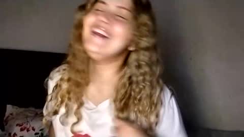 Snapshot of rei_chan26 chatting on 12-28-24, 09:09 Tania Nixx online show from 12-28-24, 09:09