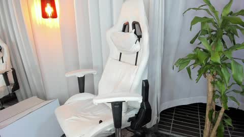  REICHEL  online show from 01-12-25, 05:03