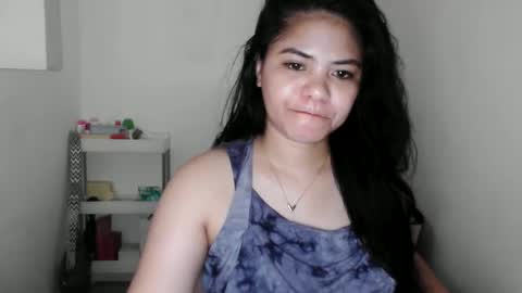 reign2525 online show from 11-27-25, 06:26