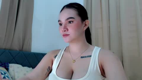 Snapshot of reignxxxx chatting on 06-14-26, 08:27 Rei online show from 06-14-26, 08:27