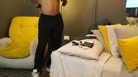 Reik online show from 03-17-26, 12:41