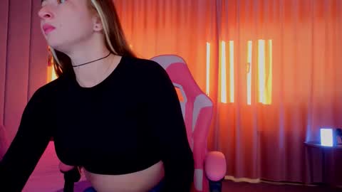 reina cummings online show from 11-02-25, 07:00